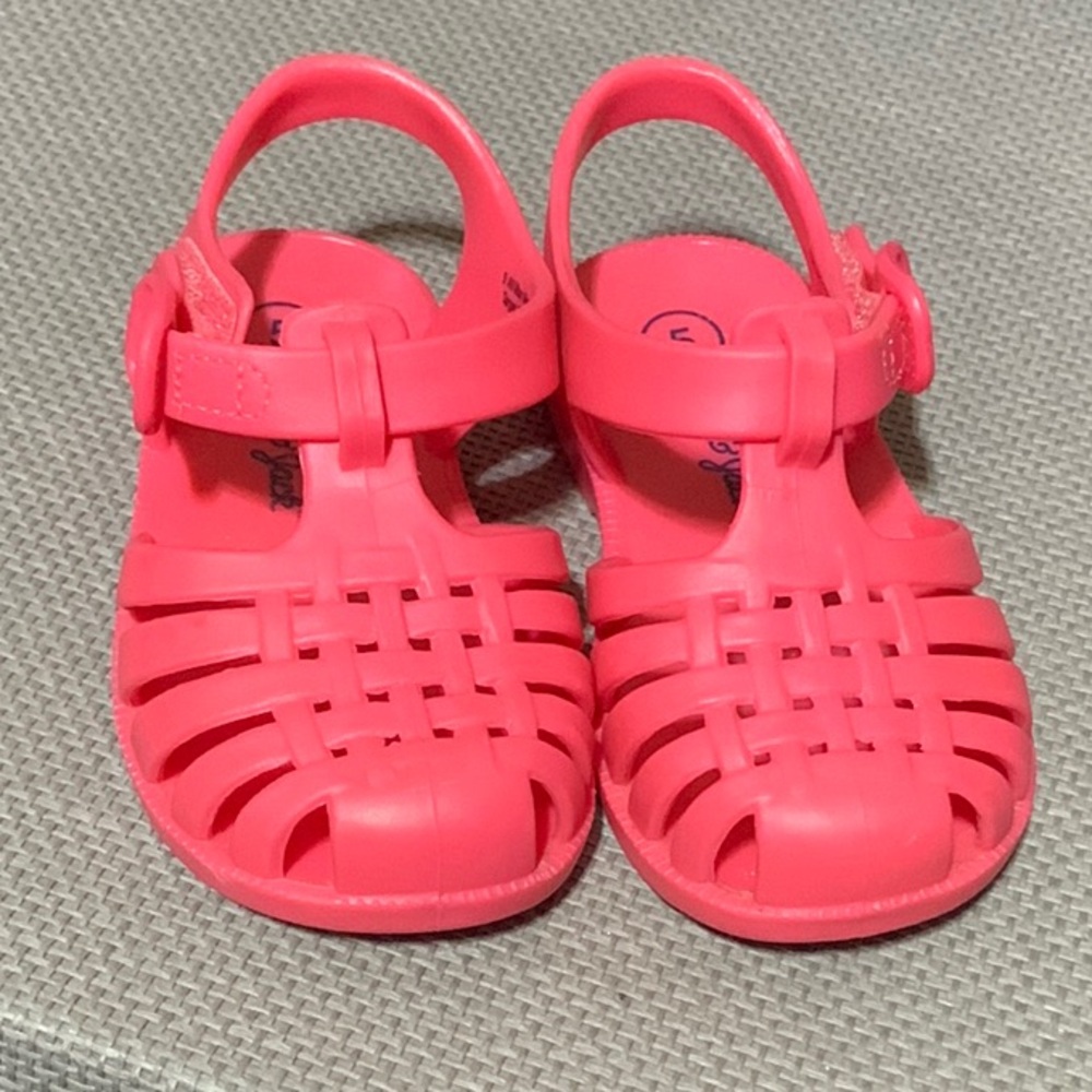 3/$15 Toddler girl Pink Jelly Sandals size 5